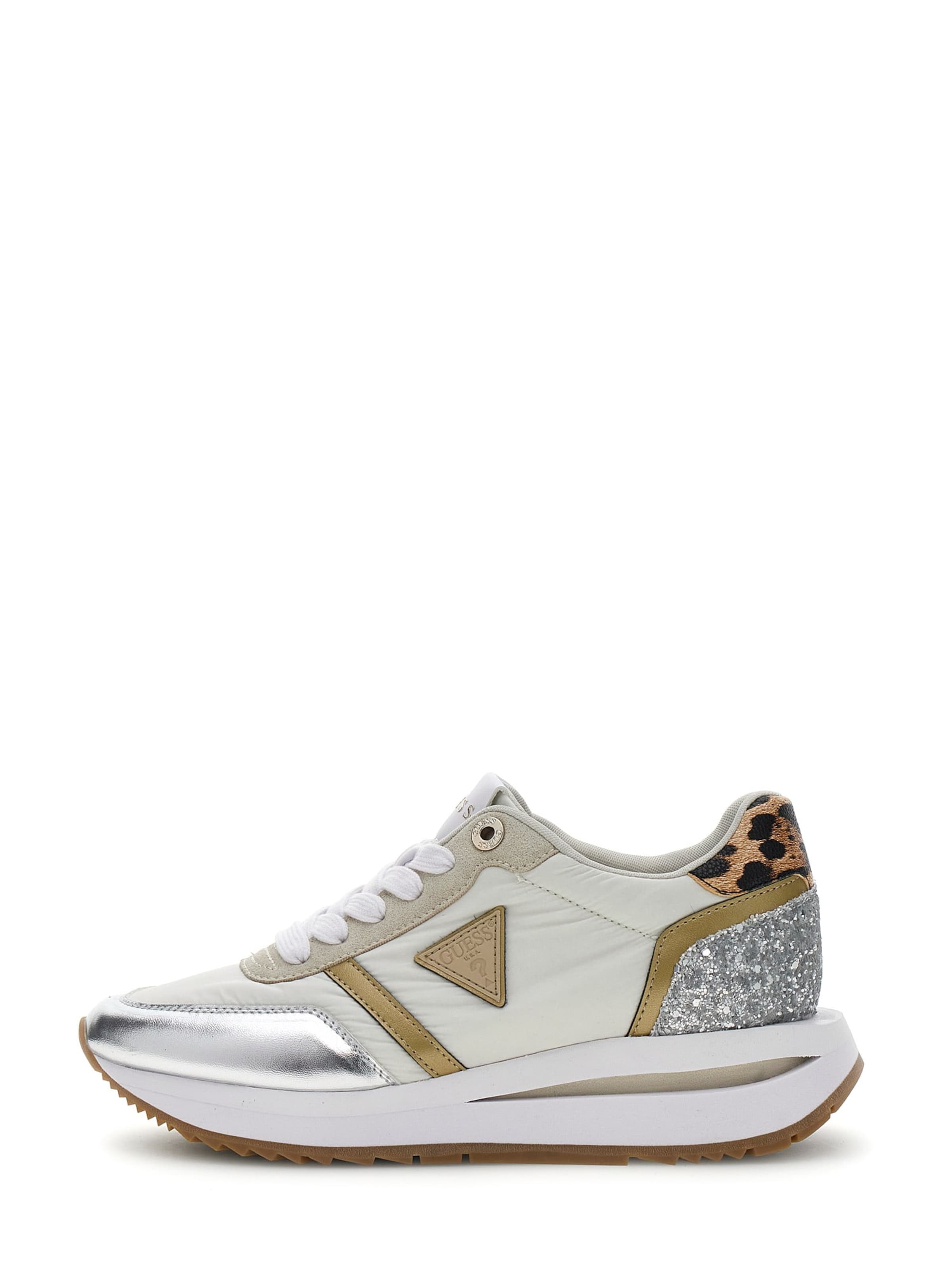 Baskets basses 'EAGAR2' GUESS en blanc