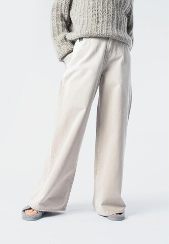 Elias Rumelis Wide leg Jeans 'Kalea' in Beige: front