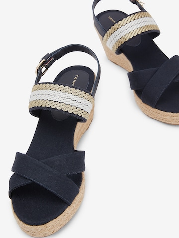 TOMMY HILFIGER Sandale in Blau