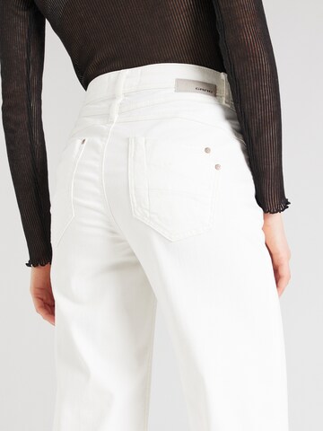 Loosefit Jean '94AMELIE' Gang en blanc