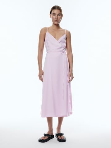 Robe 'Roslyn' EDITED en rose