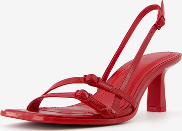 Bershka Páskové sandály – červená: přední strana