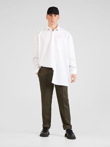 Fit confort Chemise TOPMAN en blanc