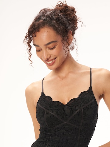 yoligex Top‌‌‌ in Schwarz