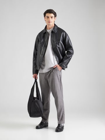Maglietta 'Great' di WEEKDAY in grigio