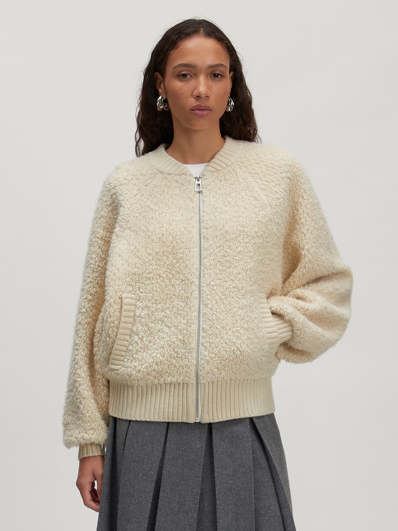 EDITED Produkte Strickjacke aus Wolle 'Sindy' creme