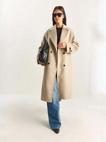 Bianco Lucci - Sobretudo meia-estação em mistura de cores