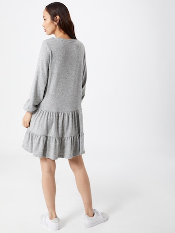 VERO MODA Kleid 'Tia' in Grau