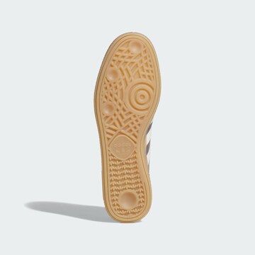 ADIDAS ORIGINALS - Sapatilhas baixas 'Handball Spezial' em cinzento