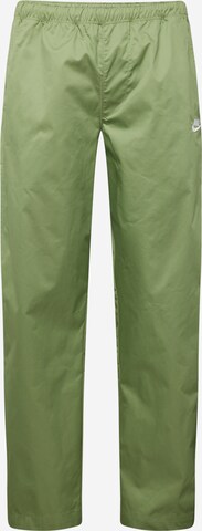 Nike Sportswear Loosefit Broek 'CLUB' in Groen: voorkant