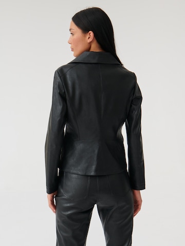 TATUUM Prehodna jakna | črna barva