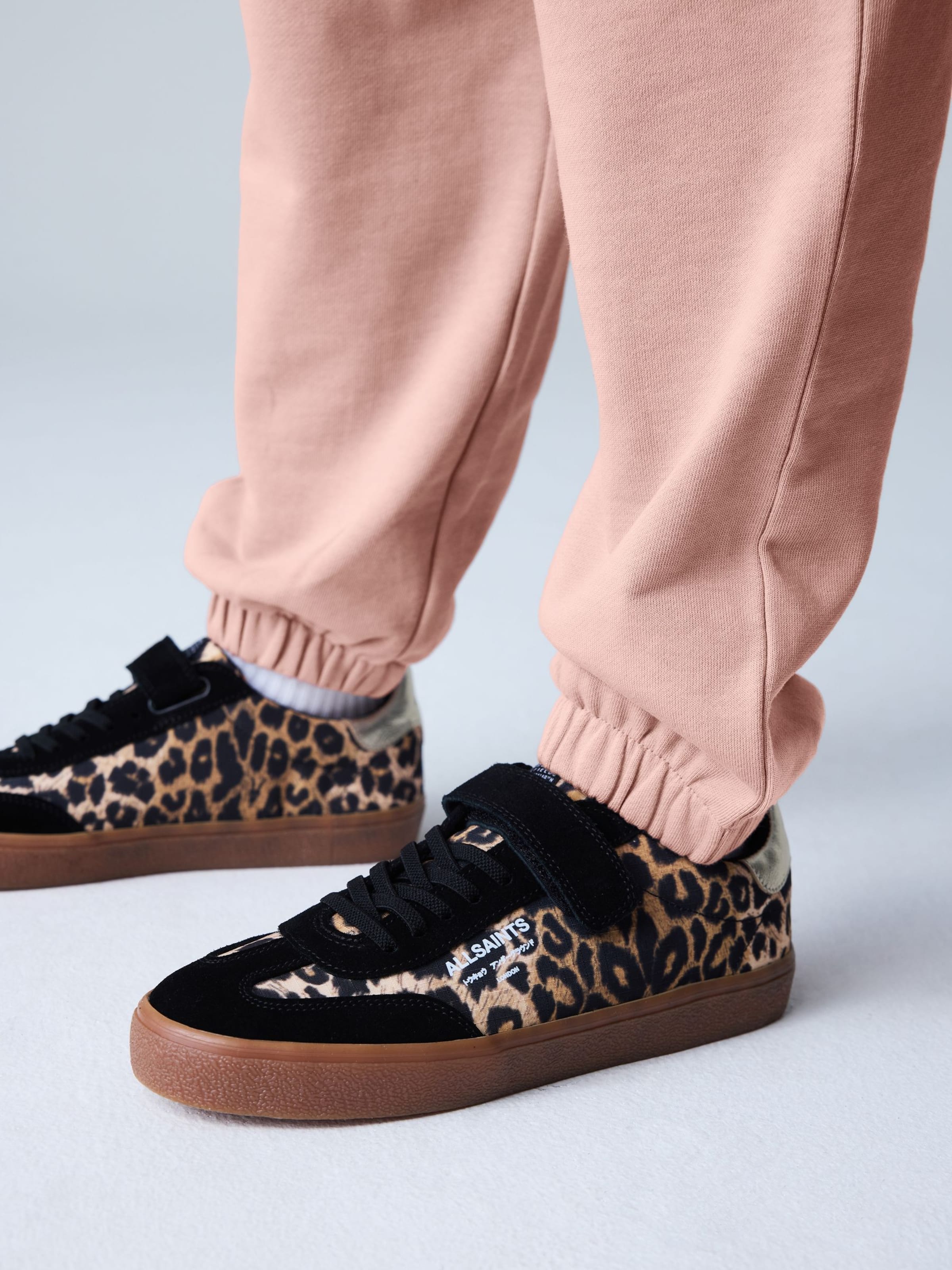 smALLSAINTS Regularen Hlače | roza barva