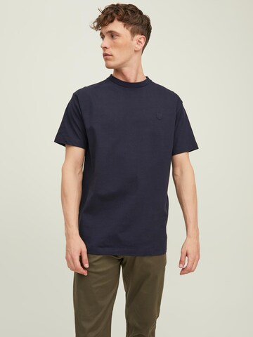 JACK & JONES Футболка в Синий: спереди