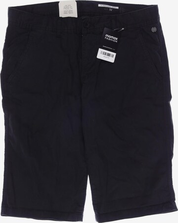 EDC BY ESPRIT Shorts in 32 in Black: front