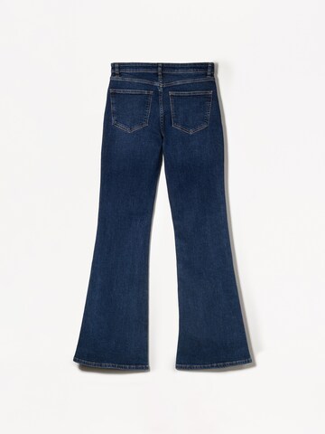 évasé Jean Bershka en bleu