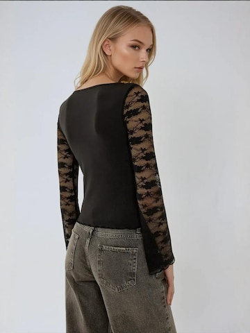Hiccup Shirt in Schwarz
