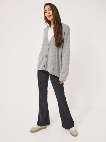 Tamaris Knit Cardigan in Grey