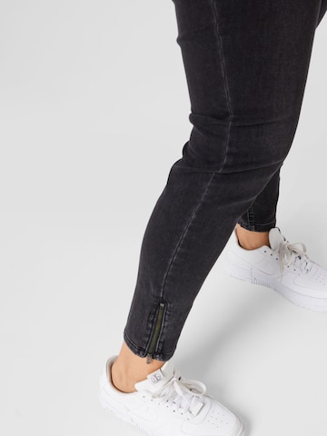 Zizzi Skinny Jeans 'Amy' in Grau