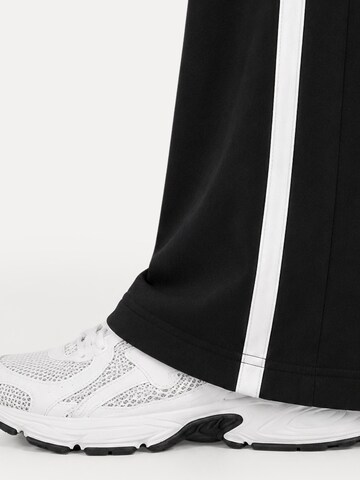 évasé Leggings 'Alassio' Smilodox en noir