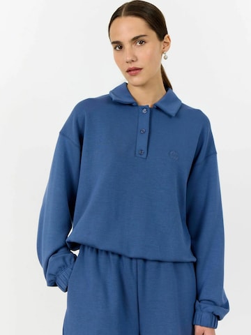 T-shirt 'Ezra' Levete Room en bleu : devant