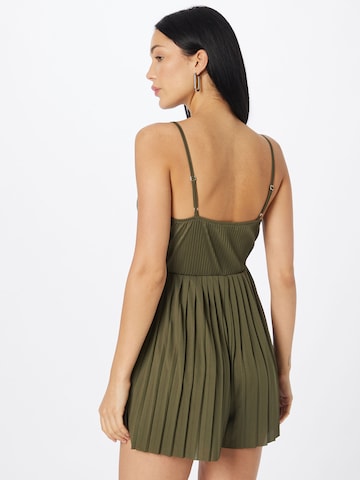 Tuta jumpsuit 'Jamila' di ABOUT YOU in verde