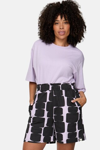 Turtledove London Regular Pants in Purple