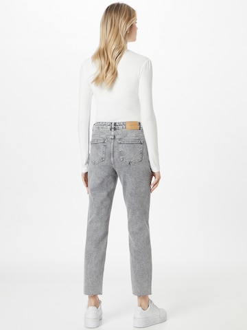 VERO MODA Regular Jeans 'Brenda' in Grau