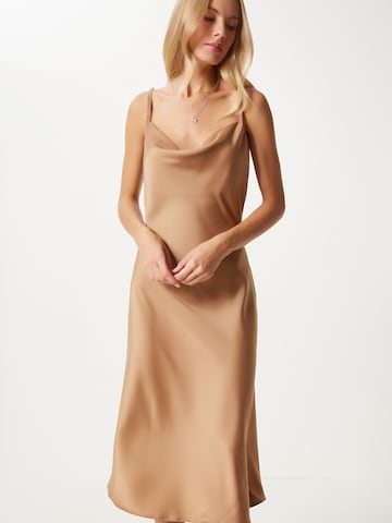 Happiness İstanbul Evening dress in Beige