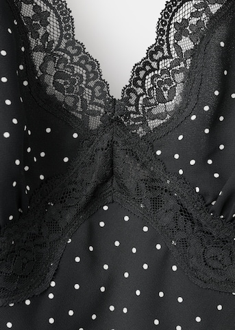 MANGO Top in Black