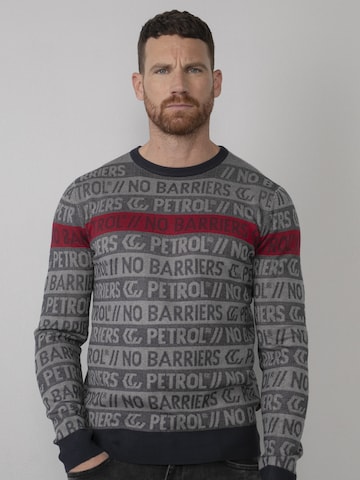 Petrol Industries Sweater in Grey: front