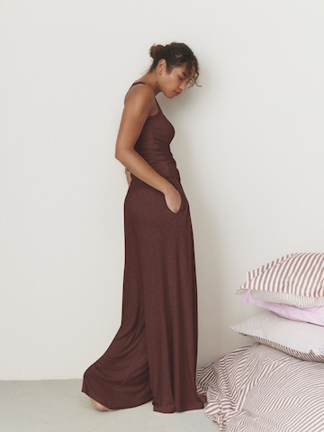 self. Pajama in Brown