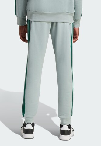 ADIDAS SPORTSWEAR Tapered Sporthose 'Essentials' in Grün