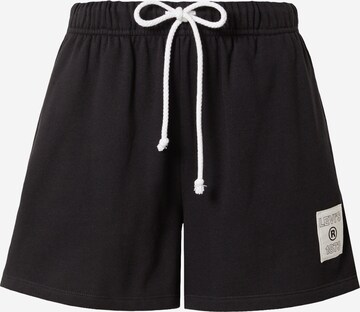 LEVI'S ® - Calças 'Graphic Court Sweatshort' em preto: frente