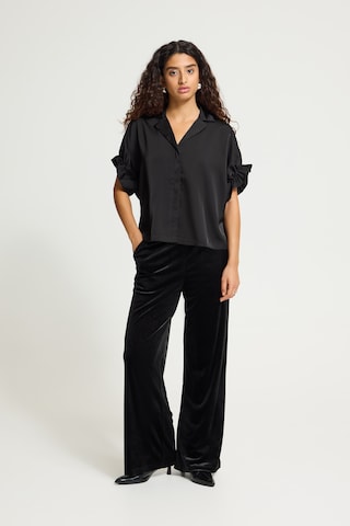 ICHI - Blusa 'IHLETTA' en negro