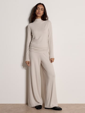 Pantalon ' Soft-Touch-Hose ' Apricot en beige : devant