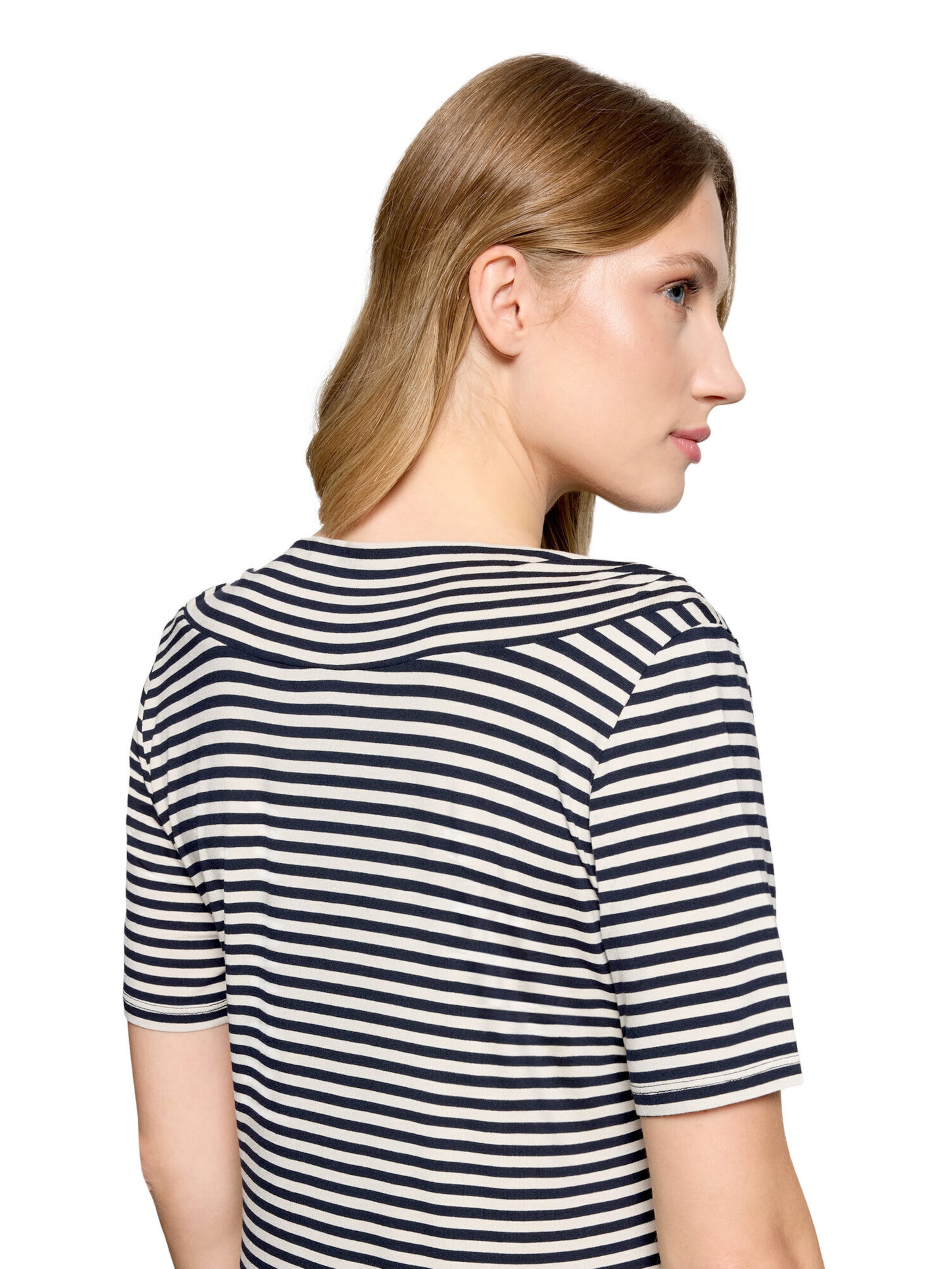 Maglietta di Betty Barclay in blu