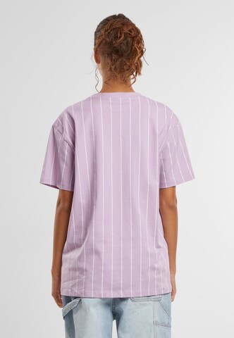 Karl Kani - Camiseta 'Essential' en lila