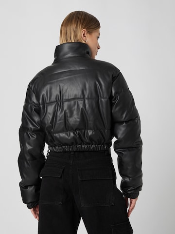 VIERVIER Between-season jacket 'Alesa' in Black