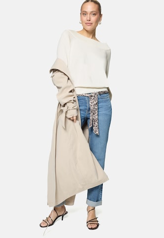 zero Sweater in White