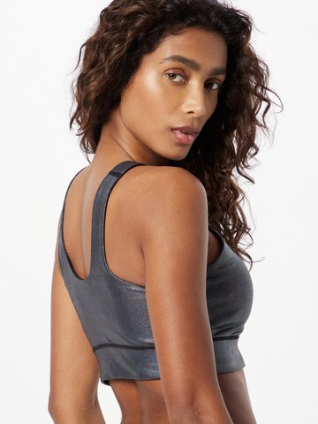 ADIDAS PERFORMANCE Bustier Sport bikini felső 'Powerimpact Medium-Support Longline' - fekete