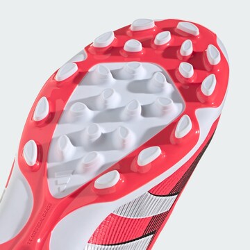 Chaussure de foot 'Predator League' ADIDAS PERFORMANCE en rouge