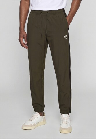 Sergio Tacchini - Tapered Calças em verde: frente