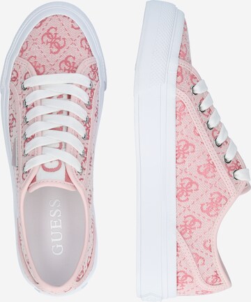 Baskets basses 'Jelexa' GUESS en rose