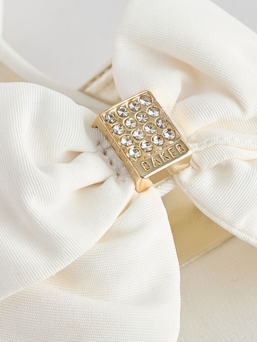 Baker by Ted Baker Босоножки в Белый