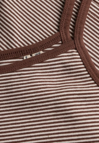 Superdry & Co Top 'Athletic Essentials' in Braun