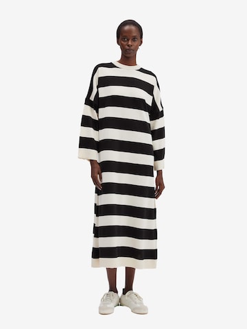 Robes en maille Touché Privé en noir : devant