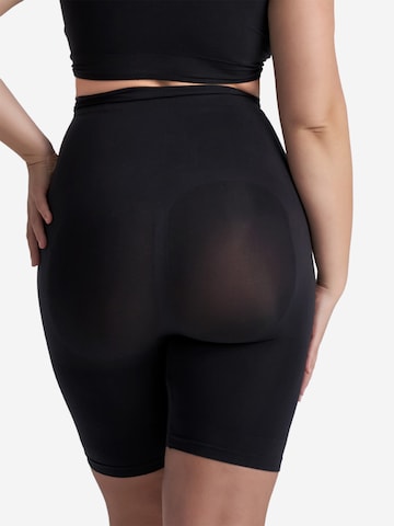 Pantalon modelant 'Soft Touch Seamless High Waist Short' Bye Bra en noir