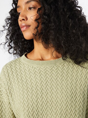 ABOUT YOU Sweater 'Layla' in Green