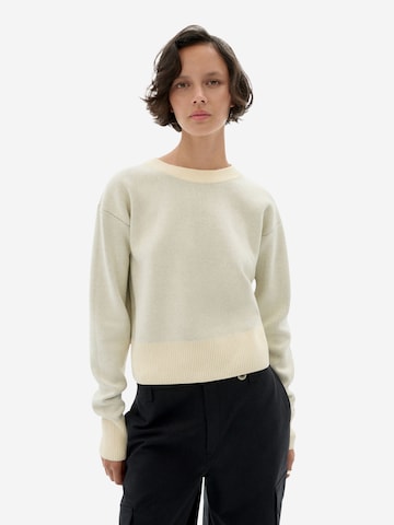 Pulover 'Flower Rope' de la Thinking MU pe alb: față