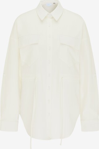 usha BLUE LABEL Blouse in White: front